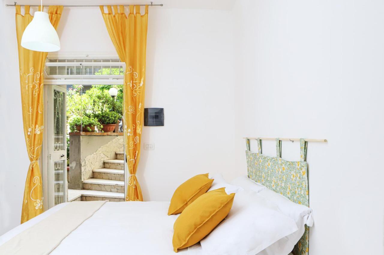 Con Giardino A Mergellina Appartement Naples